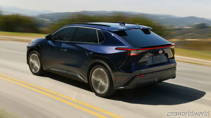 Toyota Sold Only 18 Electric Vehicles in Japan Last Month | Carscoops